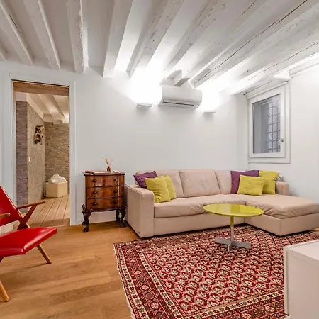San Samuele Centro+ Wellness Pool Jacuzzi Apartment