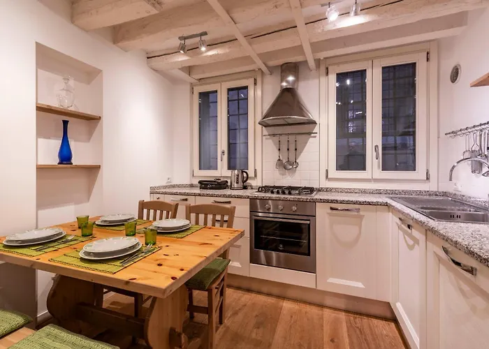 Apartament San Samuele Centro+ Wellness Pool Jacuzzi