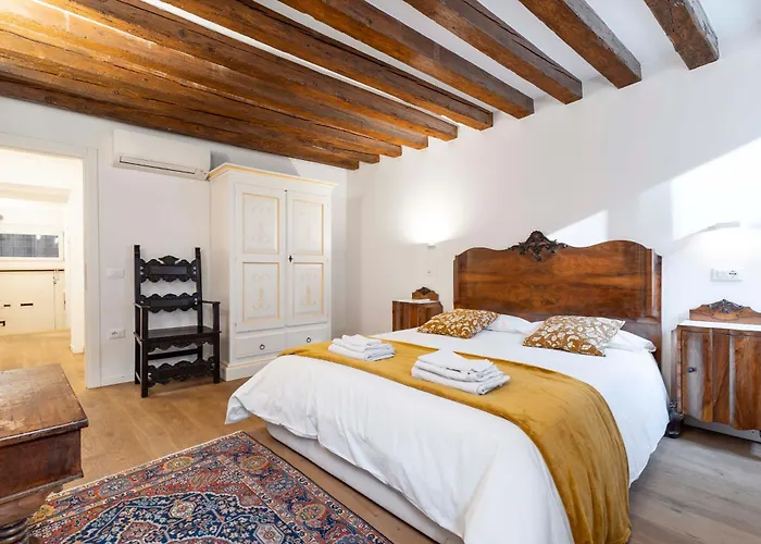 San Samuele Centro+ Wellness Pool Jacuzzi Apartament